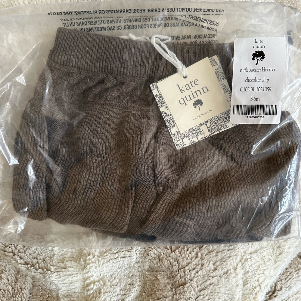 💙5/$25💙Kate Quinn Ruffle Sweater Bloomer NWT - Picture 7 of 8